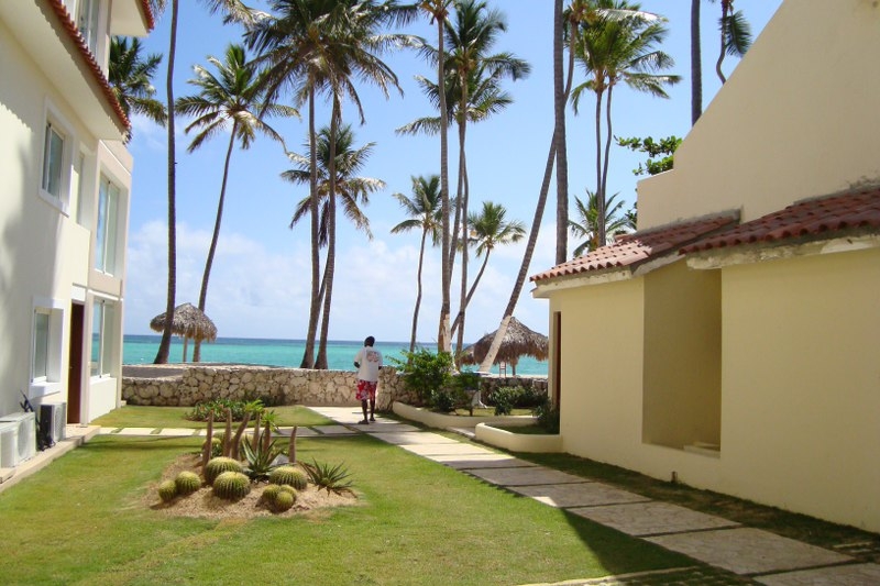 Apartments on the 1st line in Bavaro with an area of 160m2