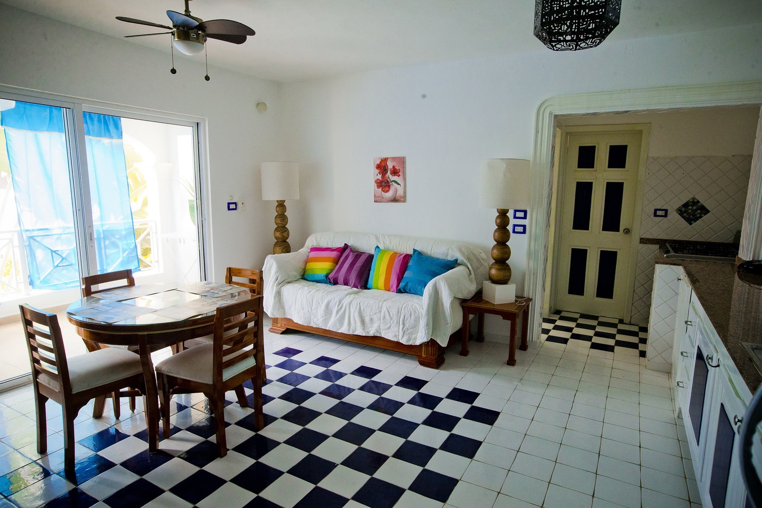 For sale a cozy apartment of 70 m2 in the tourist center of Bavaro.